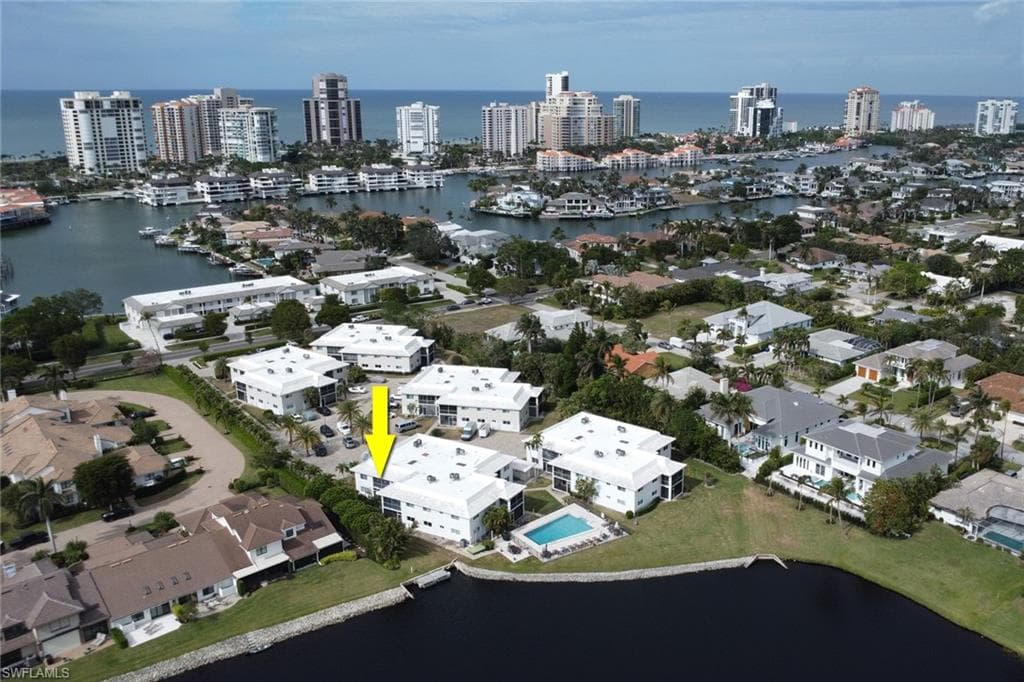 4150 Crayton RD B3 NAPLES, FL 34103