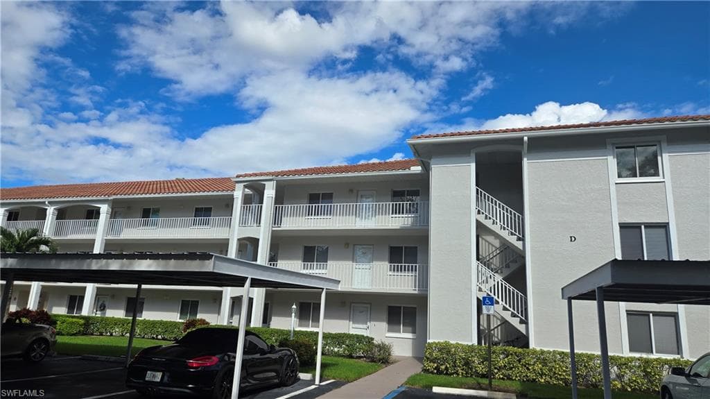 5985 Bloomfield CIR D307 NAPLES, FL 34112