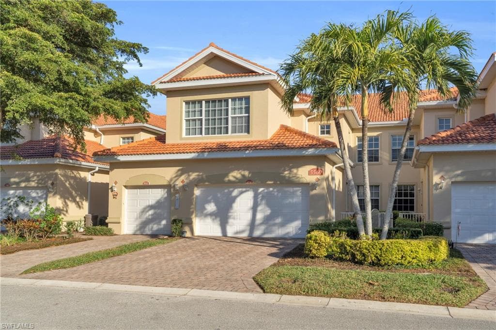 5560 Berkshire DR 202 FORT MYERS, FL 33912