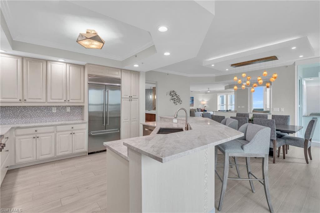 285 Grande WAY 1406 NAPLES, FL 34110