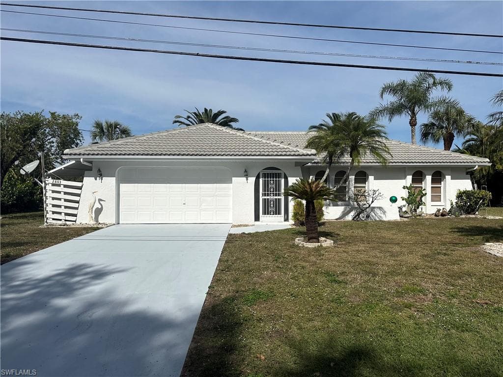 2803 E 5th ST LEHIGH ACRES, FL 33972