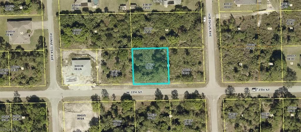 12 W 7th ST LEHIGH ACRES, FL 33972