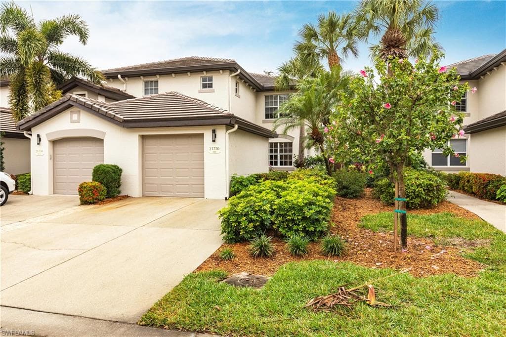 21750 Southern Hills DR 103 ESTERO, FL 33928