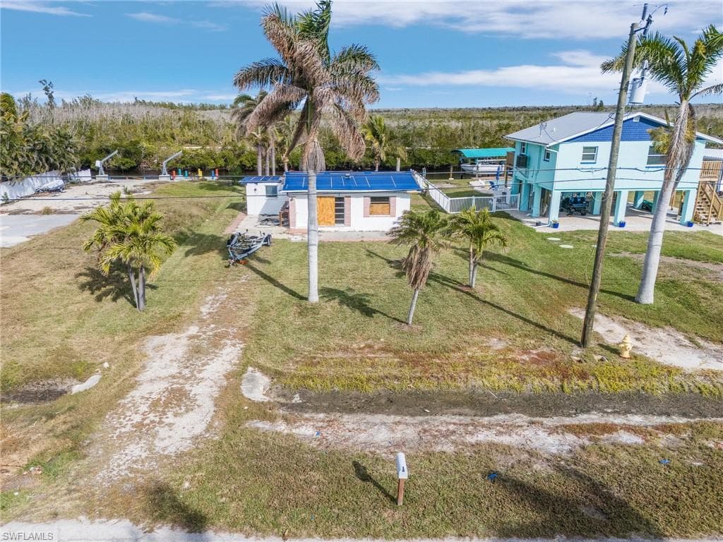 3072 EIGHTH AVE ST. JAMES CITY, FL 33956