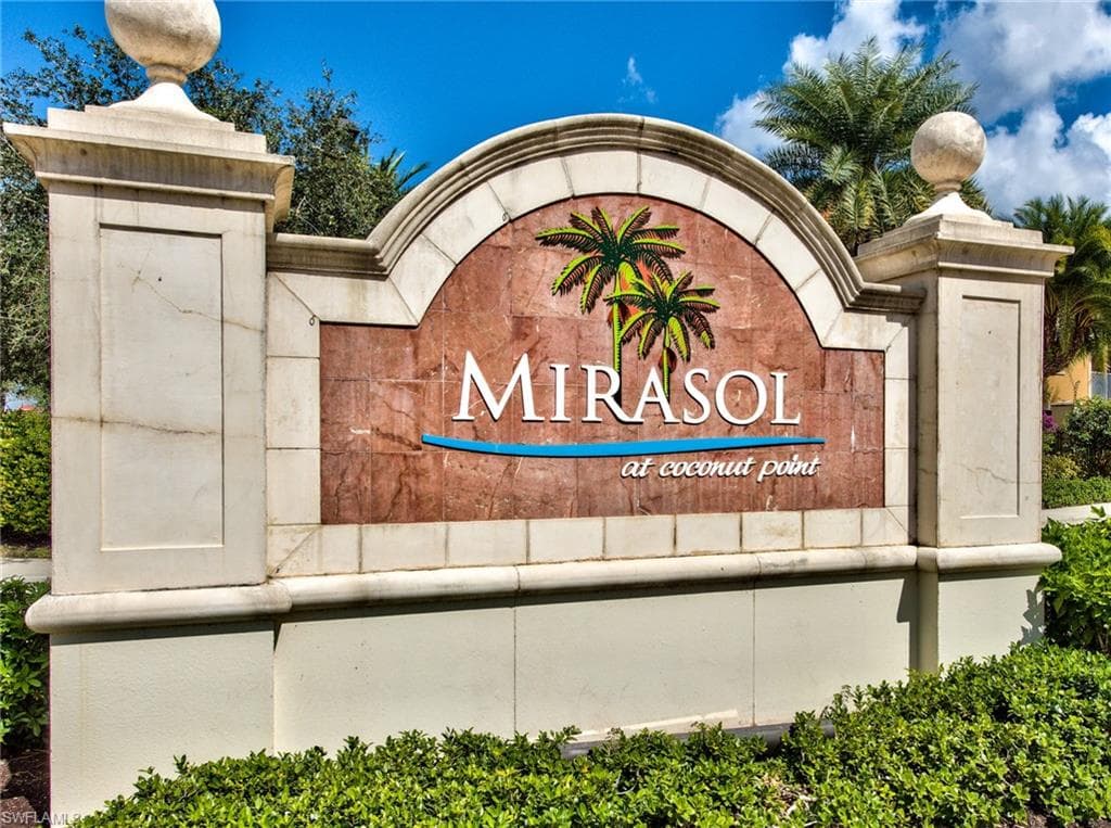8560 Violeta ST 105 ESTERO, FL 34135