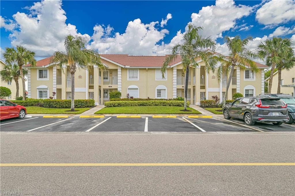 7718 Jewel LN 101 NAPLES, FL 34109