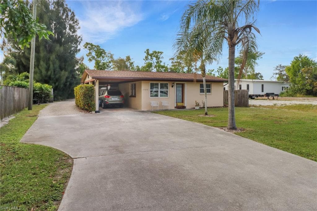 27830 Old Seaboard RD BONITA SPRINGS, FL 34135