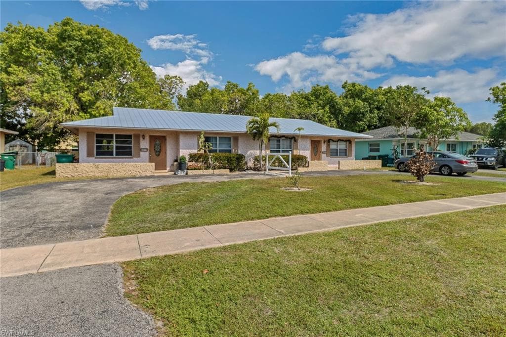 3510 and 3512 Sacramento WAY NAPLES, FL 34105