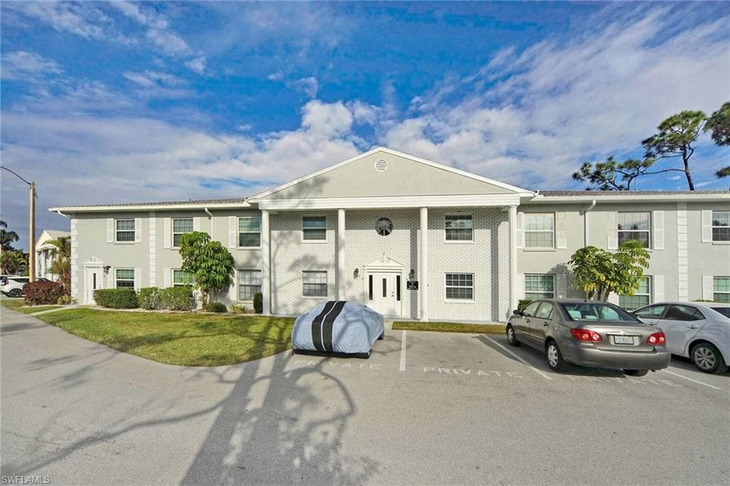 7074 Nantucket CIR 7 NORTH FORT MYERS, FL 33917