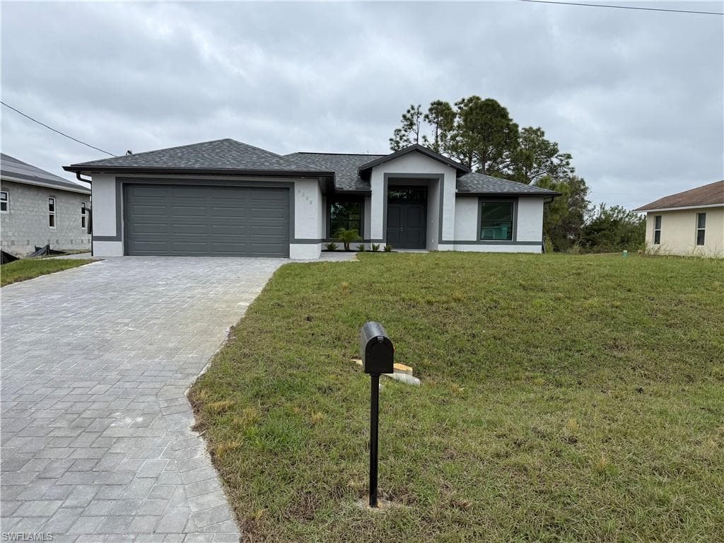 4208 34th ST SW LEHIGH ACRES, FL 33976