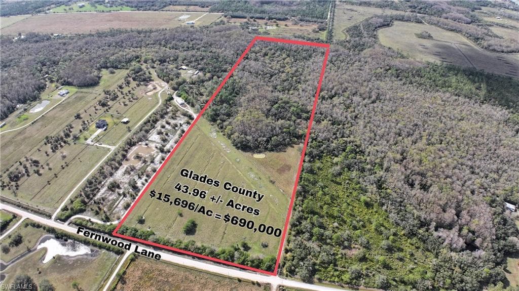 2032 Fernwood LN LABELLE, FL 33935