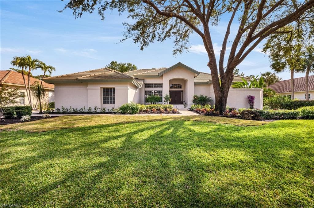 25031 Goldcrest DR BONITA SPRINGS, FL 34134