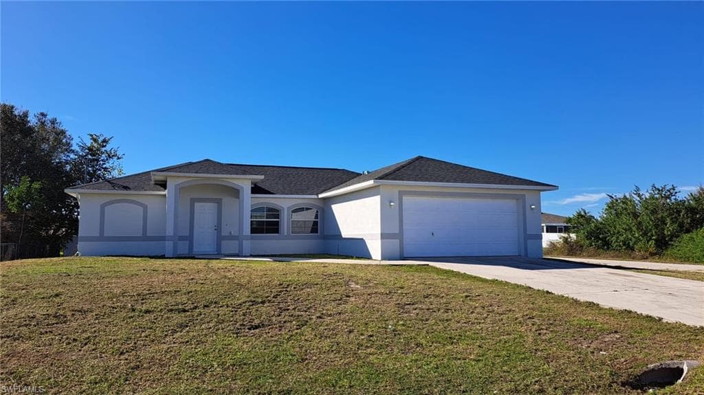 518 Kingsbury LN LEHIGH ACRES, FL 33974