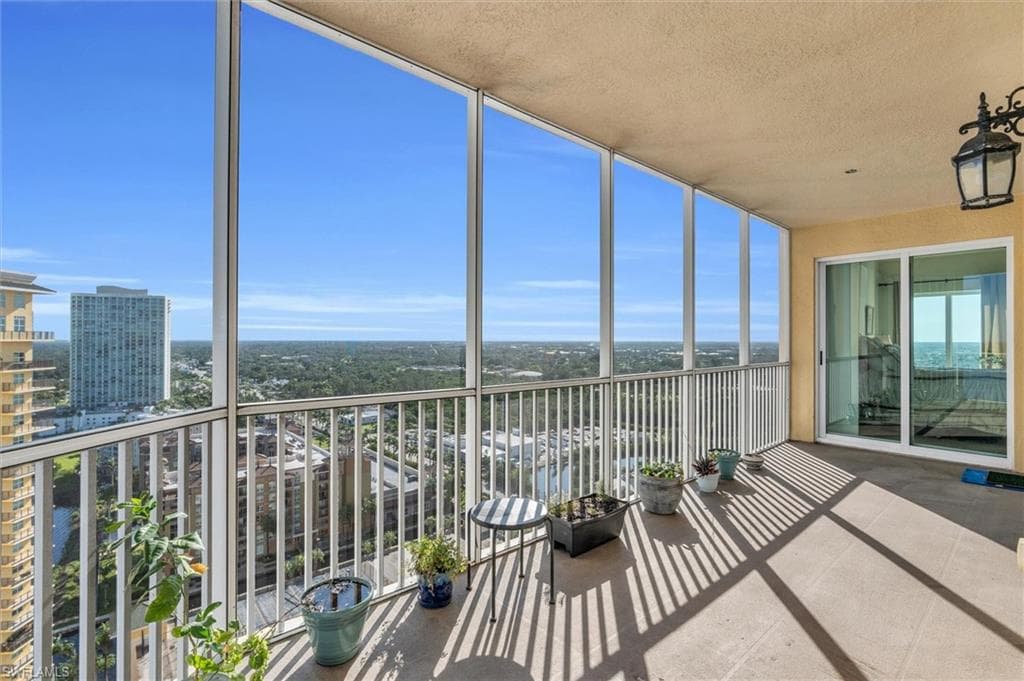 2743 1st ST 2106 FORT MYERS, FL 33916