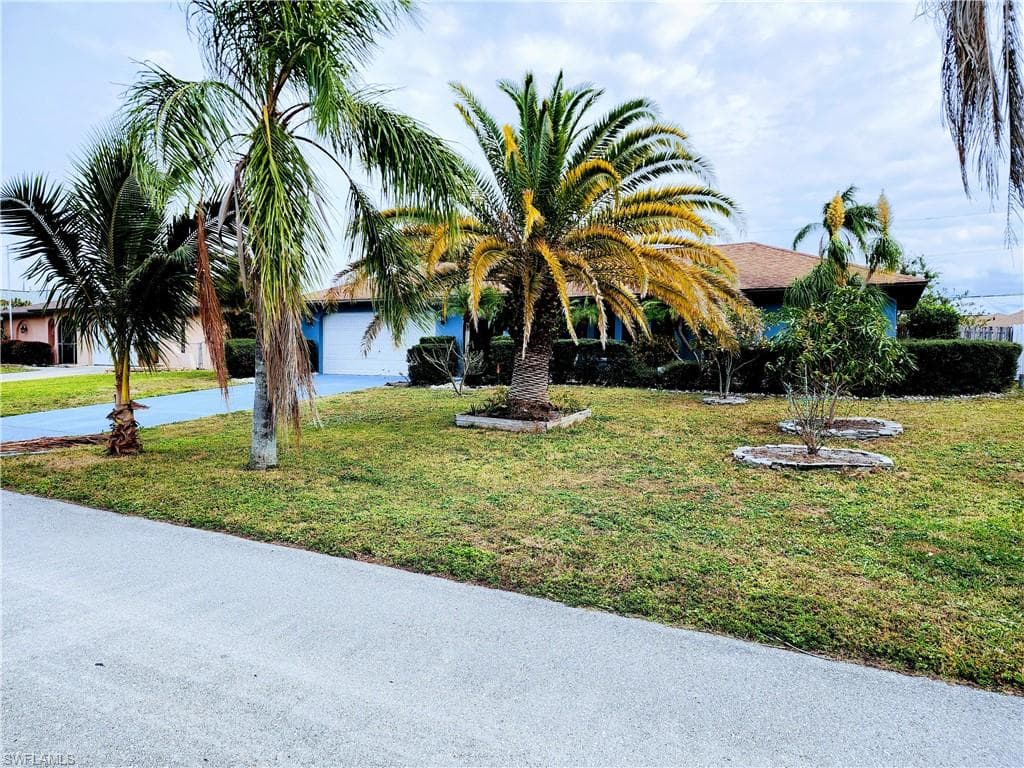 107 SE 21st AVE CAPE CORAL, FL 33990