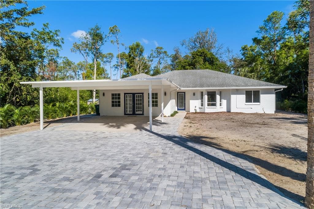 6147 English Oaks LN NAPLES, FL 34119