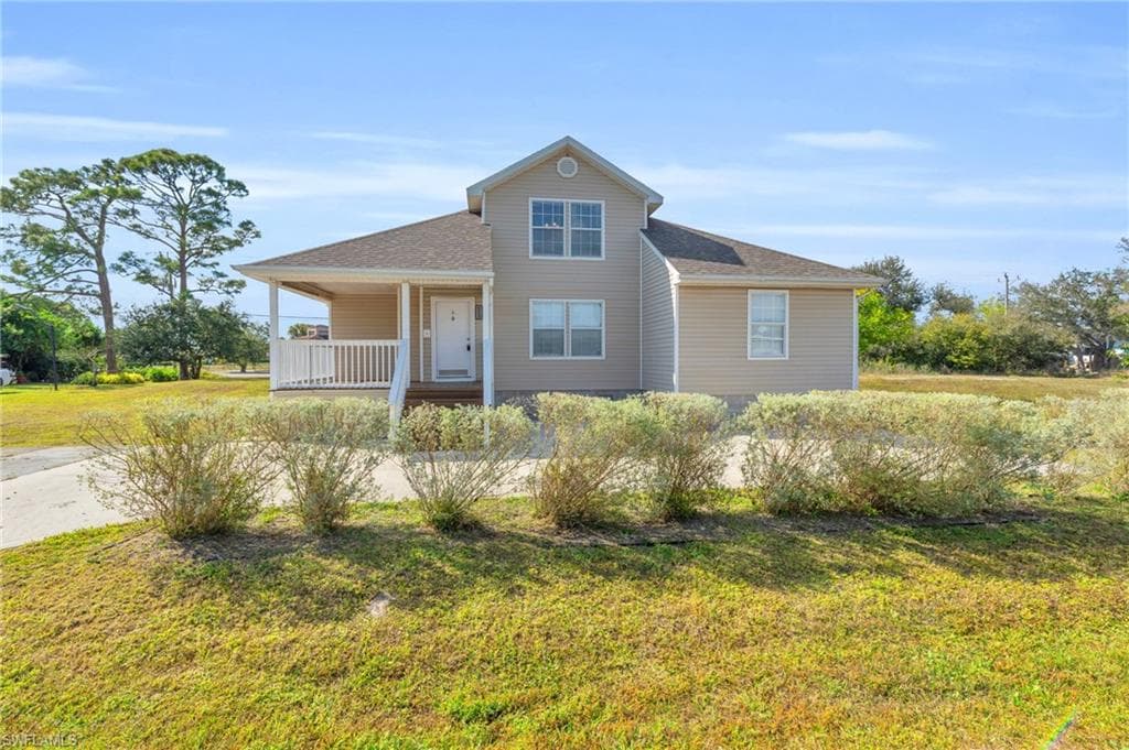 113 Delaware RD LEHIGH ACRES, FL 33936