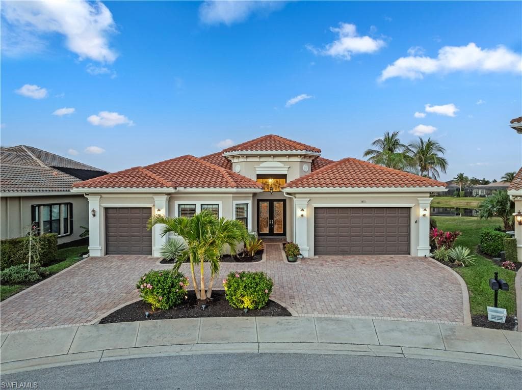 3431 Adriatic CT NAPLES, FL 34119