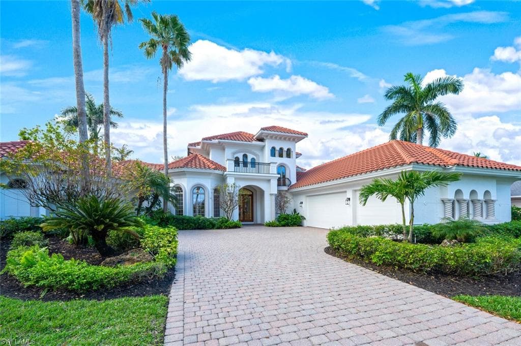 3031 Gardens BLVD NAPLES, FL 34105