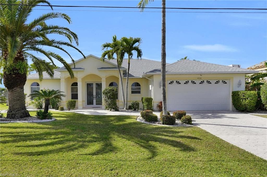 1210 SE 21st AVE CAPE CORAL, FL 33990