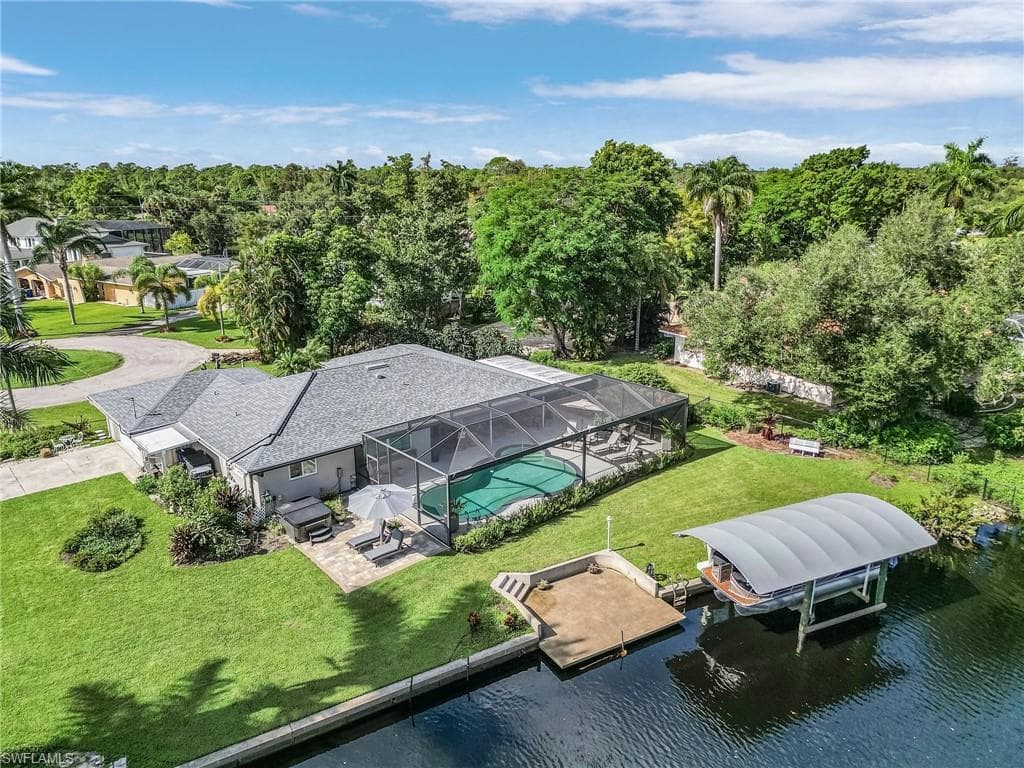 2476 Bridge RD NORTH FORT MYERS, FL 33917