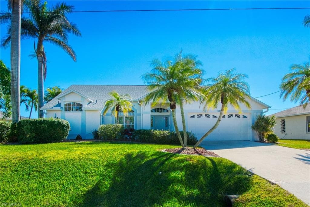 2122 SW 48th TER CAPE CORAL, FL 33914