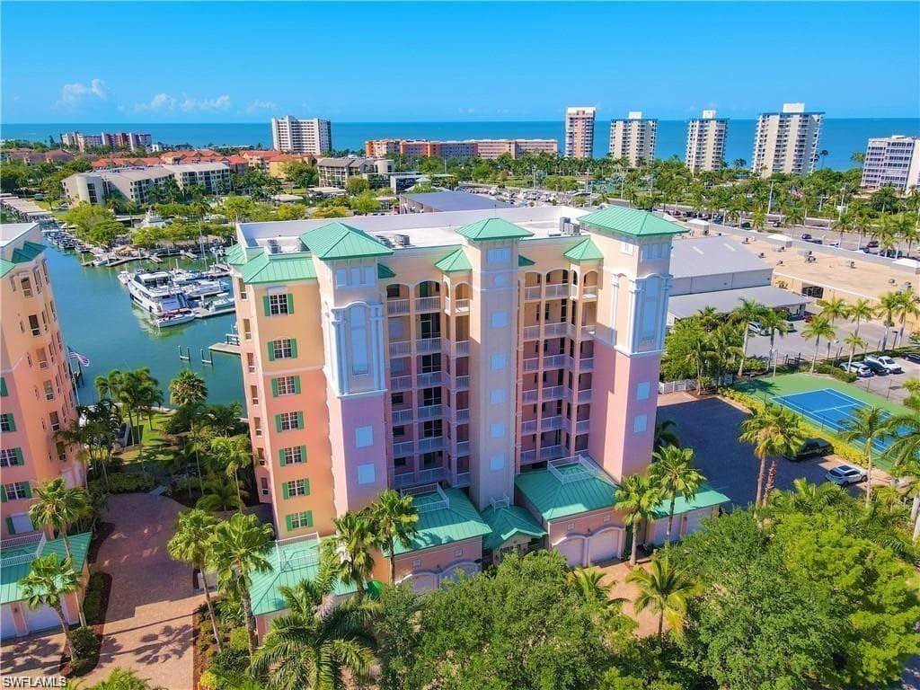 150 Lenell RD 404 FORT MYERS BEACH, FL 33931