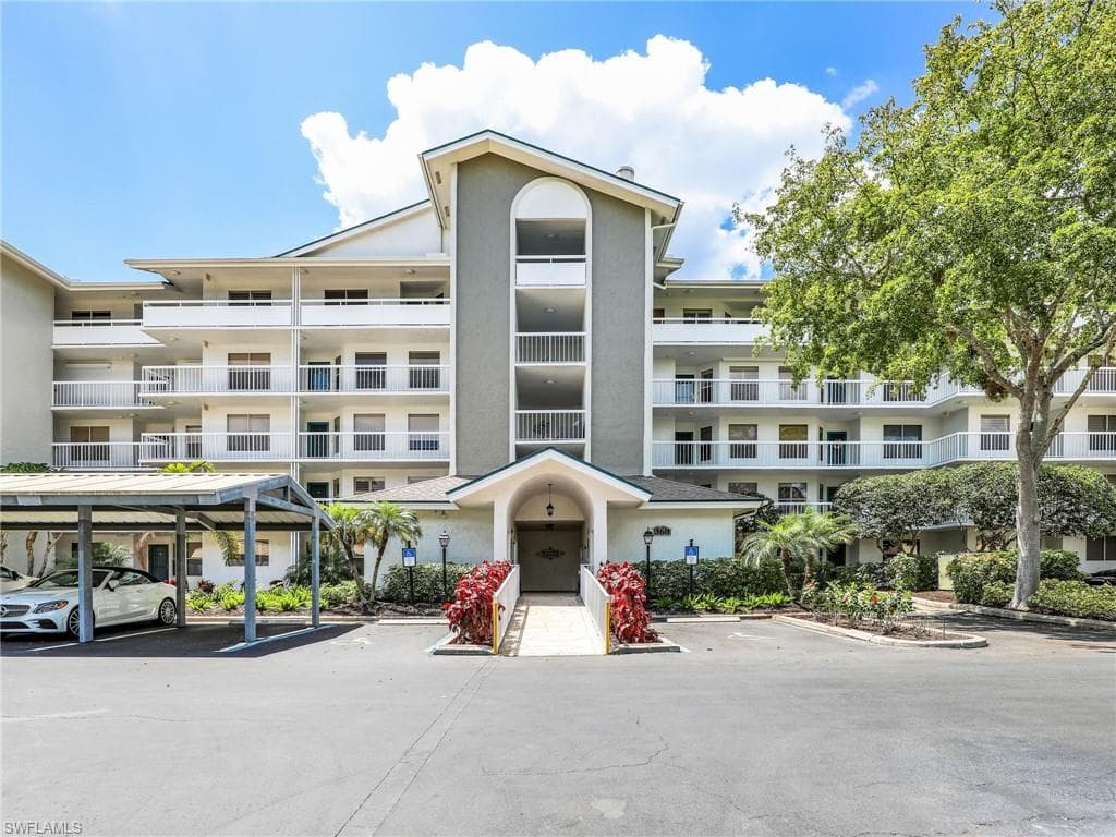 360 Horse Creek DR 305 NAPLES, FL 34110