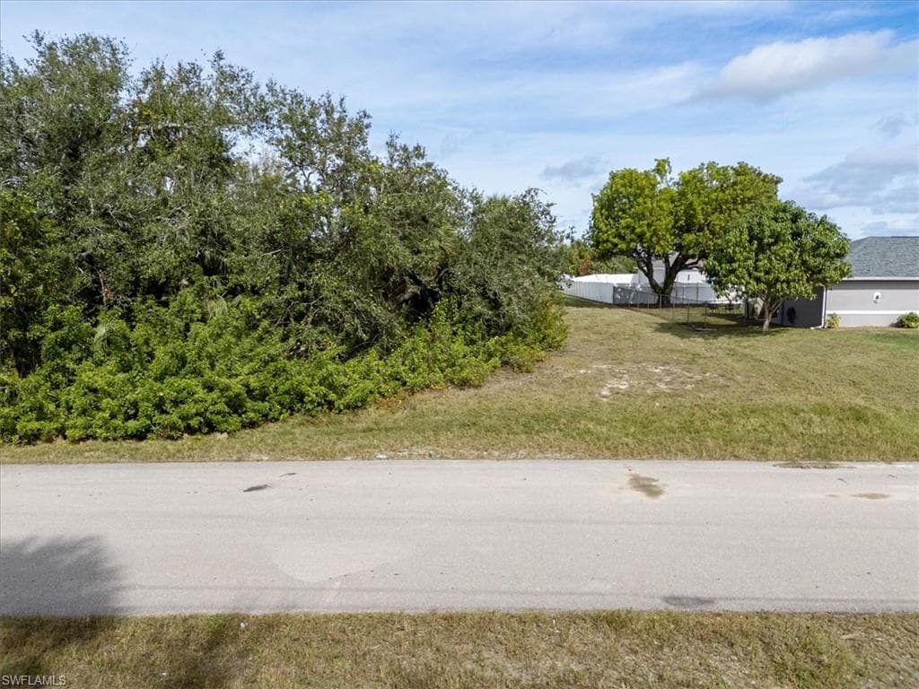 1431 NE 33rd ST CAPE CORAL, FL 33909