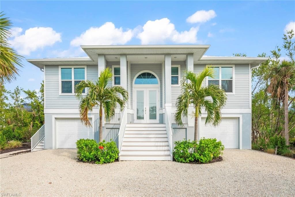 592 Sea Oats DR SANIBEL, FL 33957