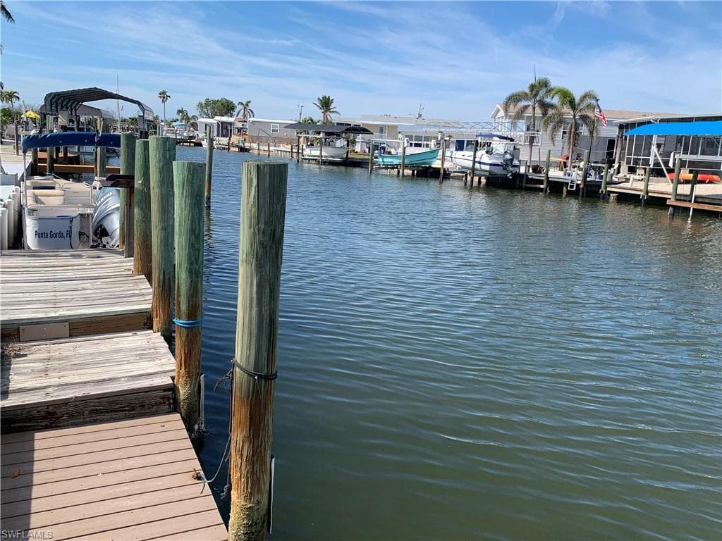 3872 Blueberry LN ST. JAMES CITY, FL 33956