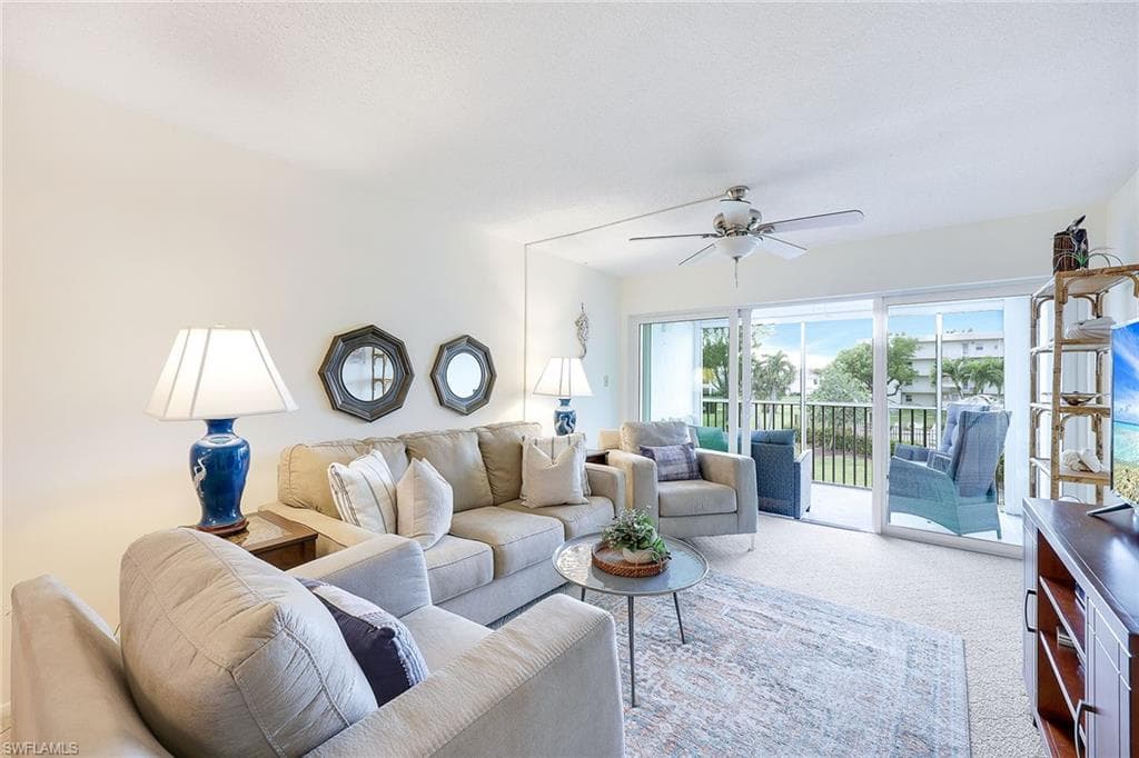 1624 Pine Valley DR 205 FORT MYERS, FL 33907