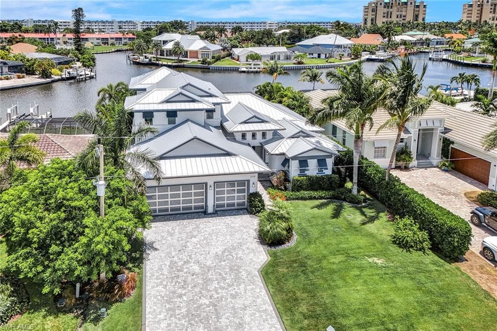 1119 Edington PL MARCO ISLAND, FL 34145