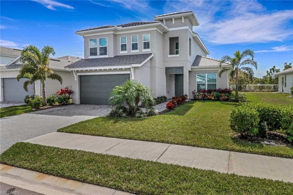 9248 Cayman DR NAPLES, FL 34114