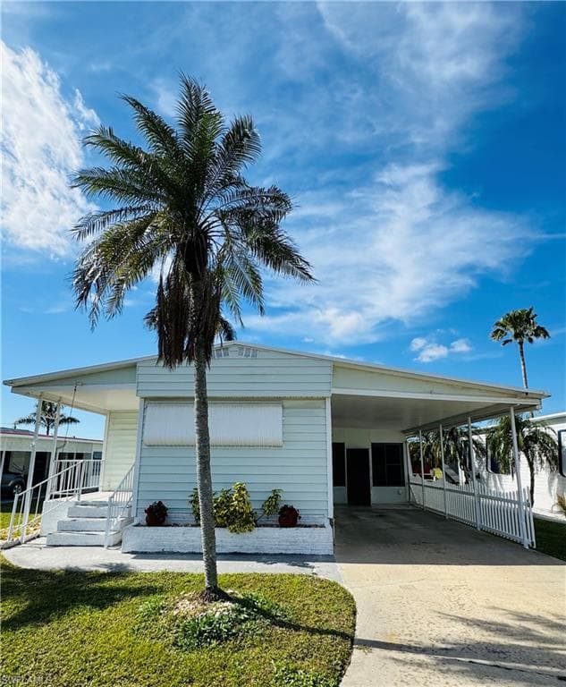 376 Verna AVE FORT MYERS, FL 33908