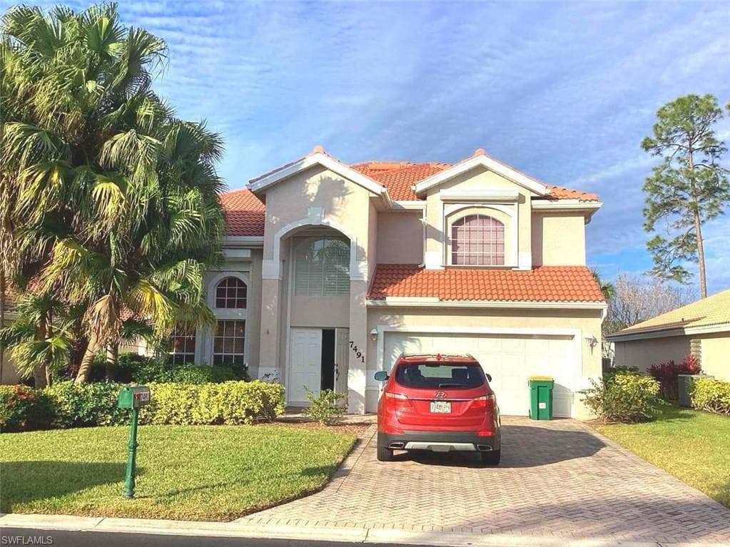 7491 Berkshire Pines DR NAPLES, FL 34104