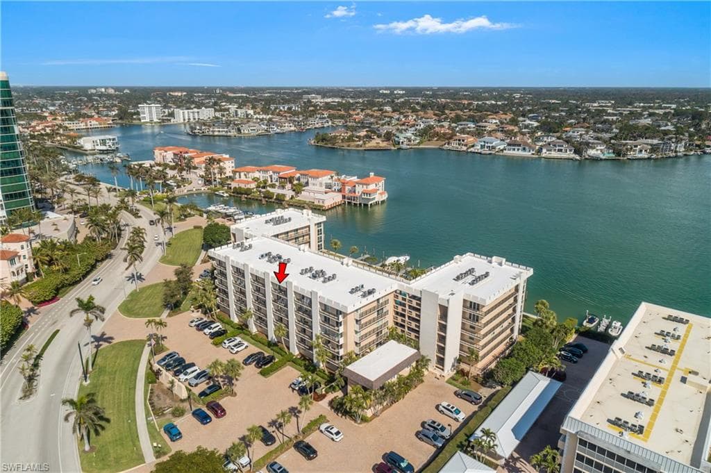 3500 Gulf Shore BLVD N 606 NAPLES, FL 34103