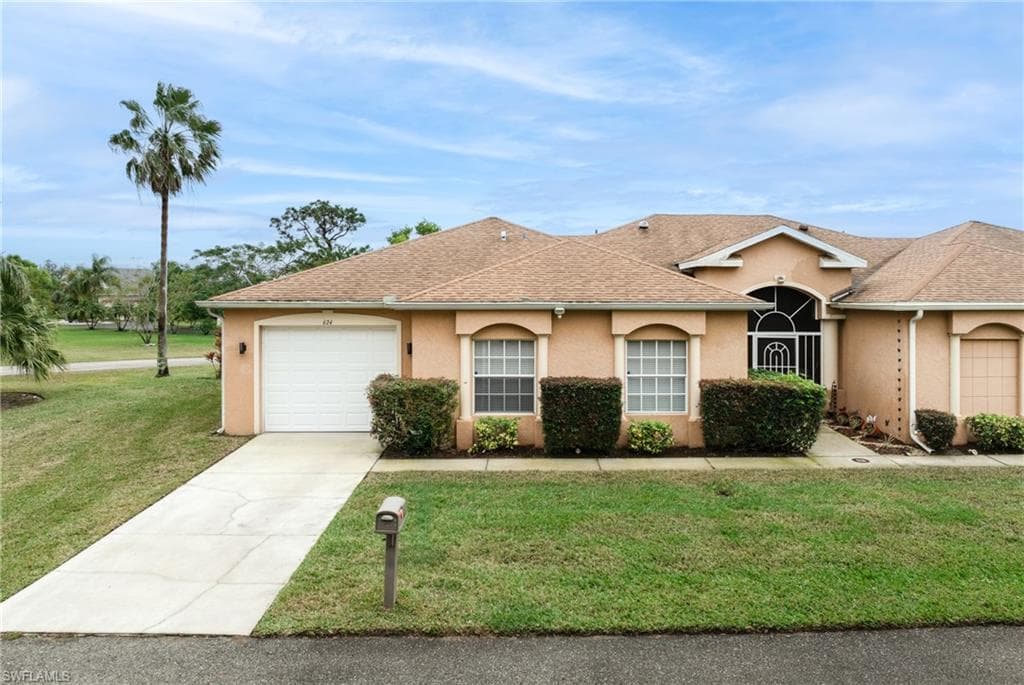 624 Falls LN LEHIGH ACRES, FL 33974