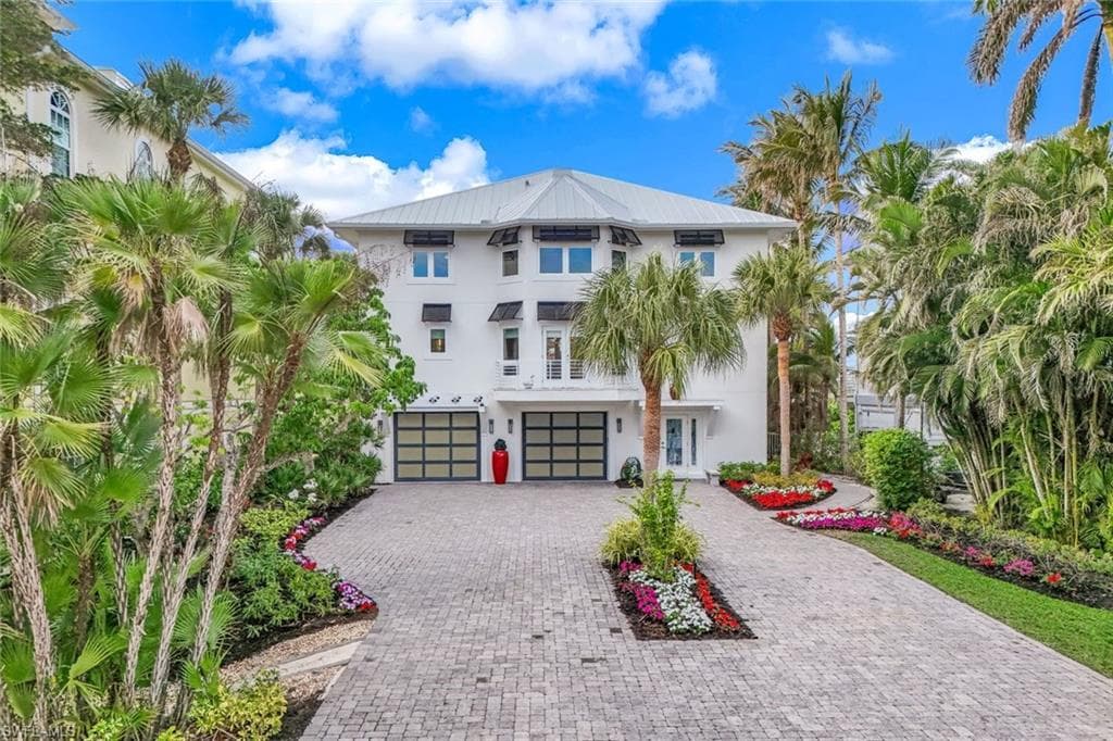 233 Bayfront DR BONITA SPRINGS, FL 34134