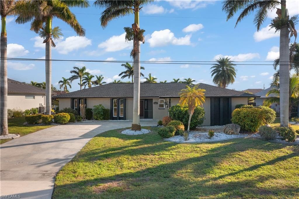 2130 SE 10th TER CAPE CORAL, FL 33990
