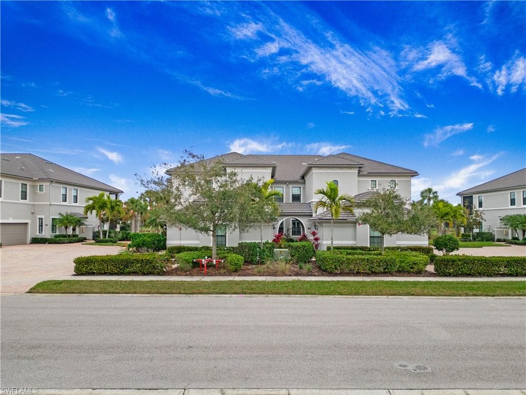 12045 Covent Garden CT 2104 NAPLES, FL 34120