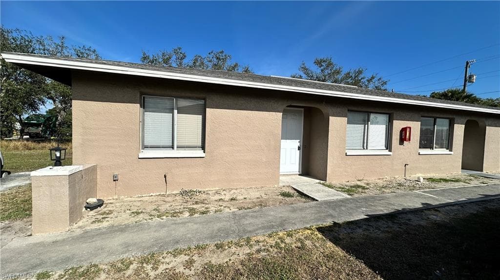 1113 SW Santa Barbara PL 1 CAPE CORAL, FL 33991