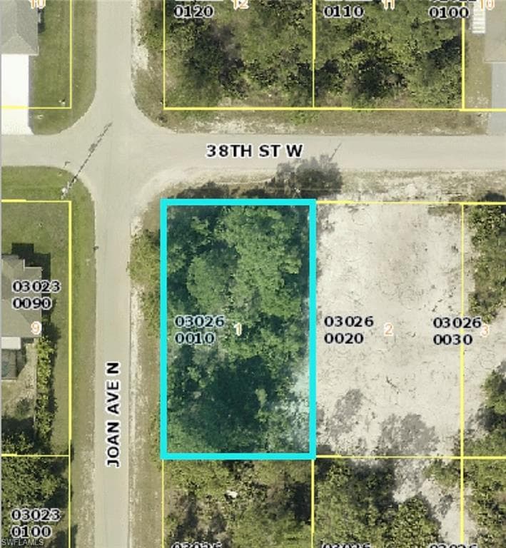 2911 38th ST W LEHIGH ACRES, FL 33971