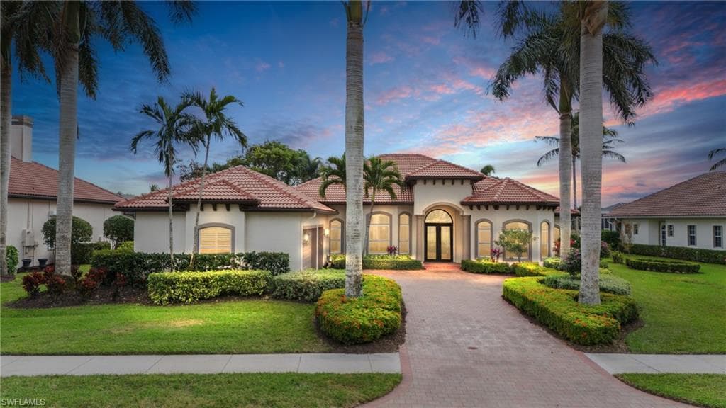 7833 Classics DR NAPLES, FL 34113