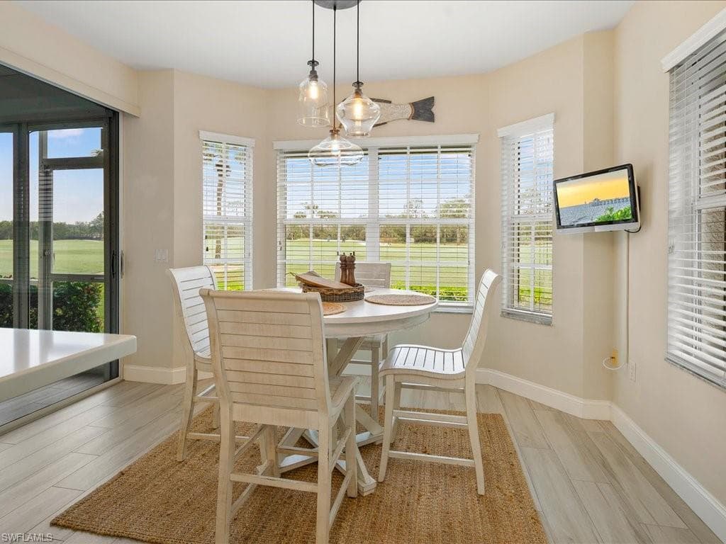 6035 Pinnacle LN 7 NAPLES, FL 34110