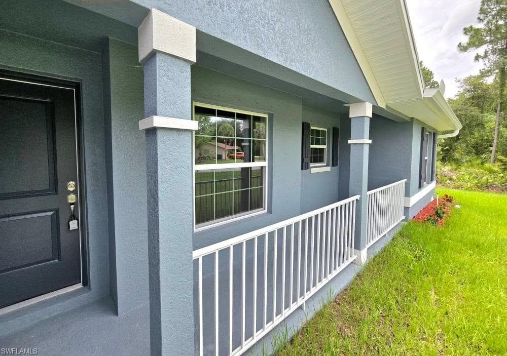 3102 E 2nd ST LEHIGH ACRES, FL 33936
