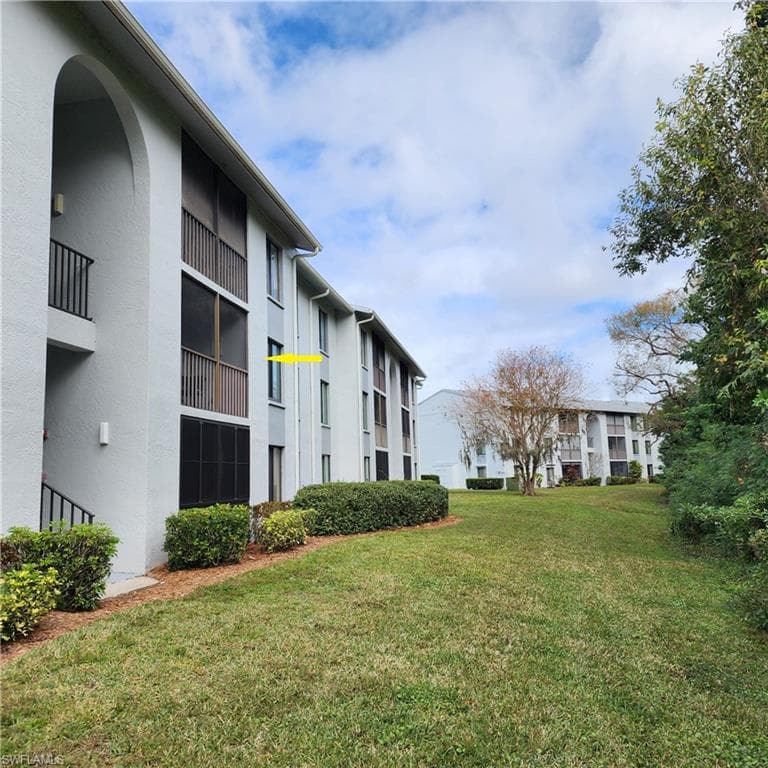 9540 Green Cypress LN 15-G2 FORT MYERS, FL 33905