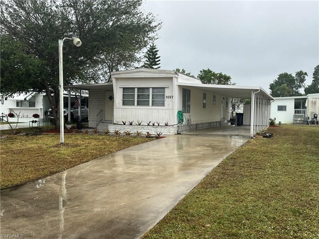 9267 Pitt RD BONITA SPRINGS, FL 34135