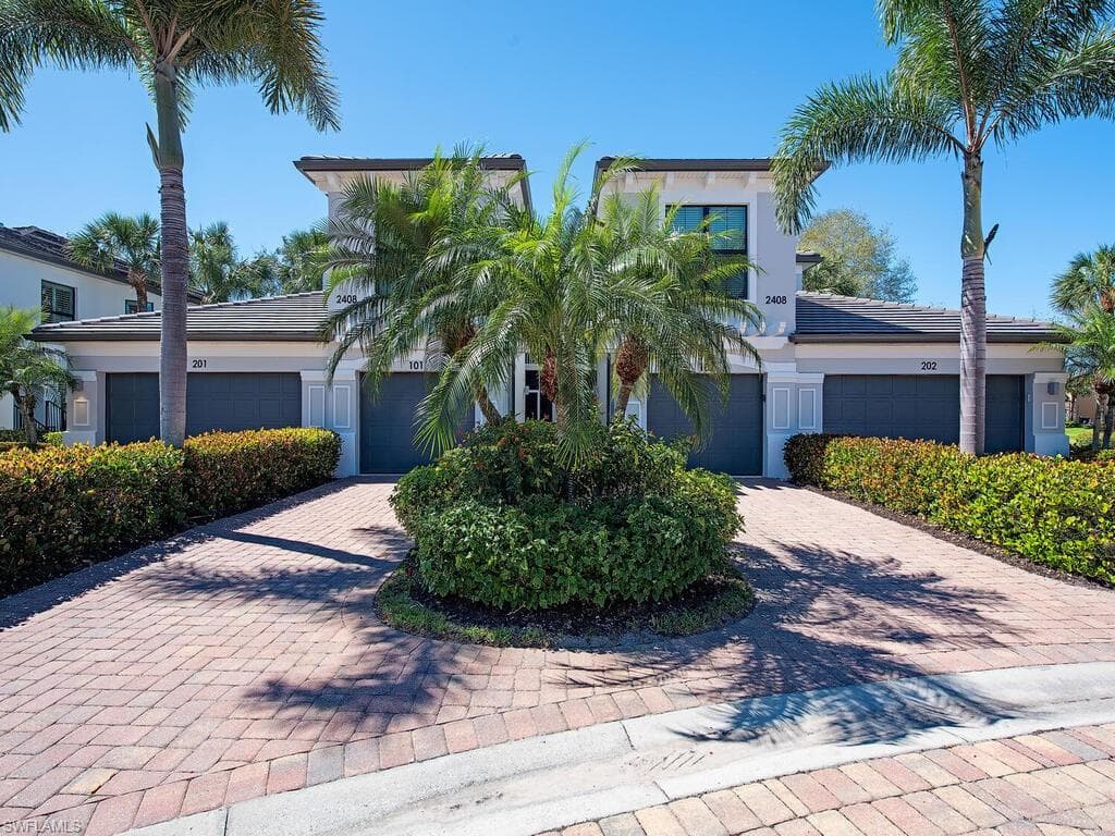 2408 Ravenna BLVD 102 NAPLES, FL 34109