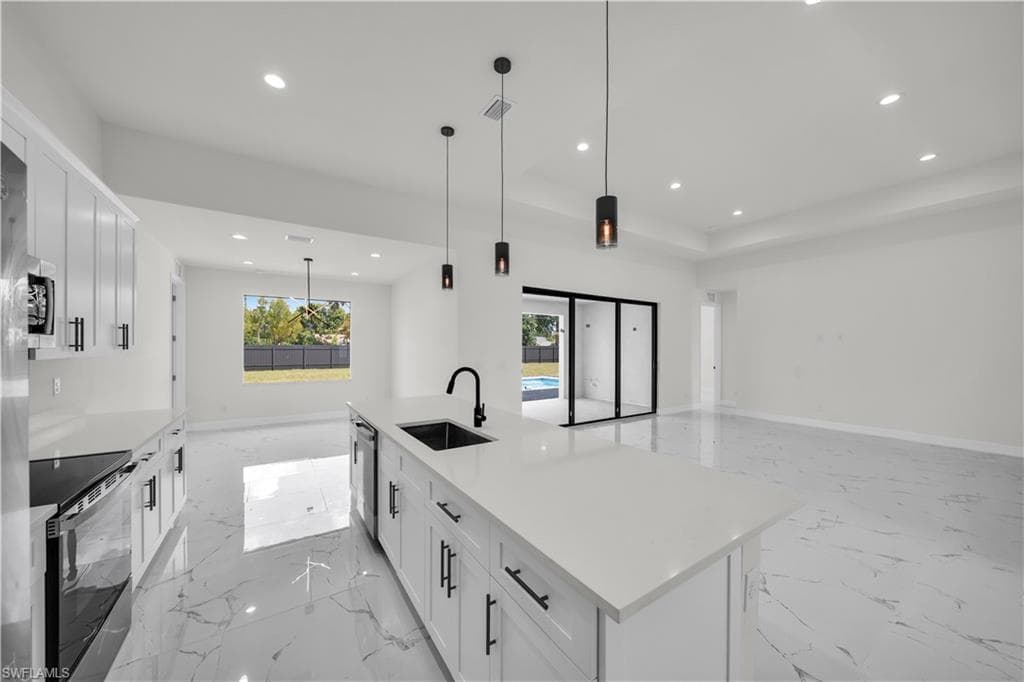849 NW 2nd ST CAPE CORAL, FL 33993